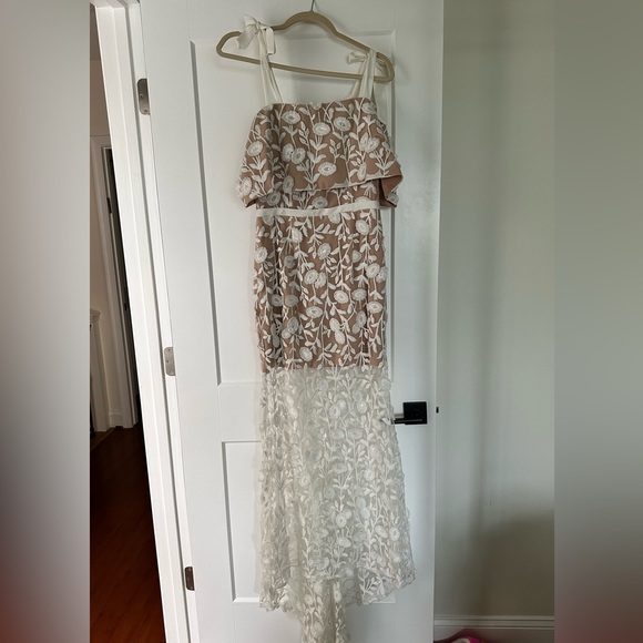 Jarlo Petite All Over Embroidered Lace Maxi Dress With Tie Shoulder Detail - Picture 8 of 8